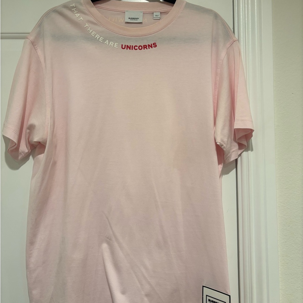 Burberry Pink Graphic T-Shirt size small